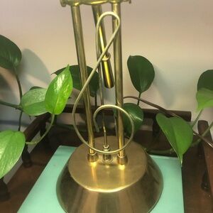 Brass Treble Clef Adjustable Table Lamp